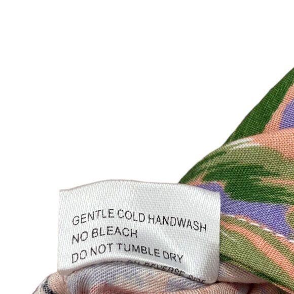 LF The Brand Womens Small Shorts Multicolor Floral Rayon Tropical Logo Cut Out - Picture 7 of 11